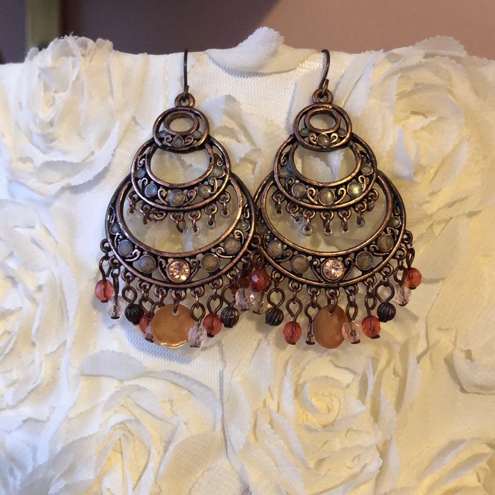 Chandelier earrings